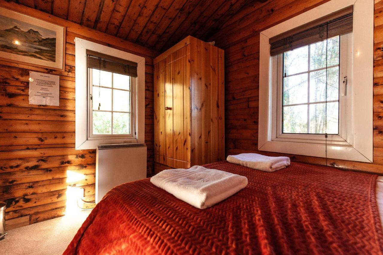 Stunning Log Cabin With Garden In Snowdonia - Hosted By Seren Short Stays Trawsfynydd Экстерьер фото
