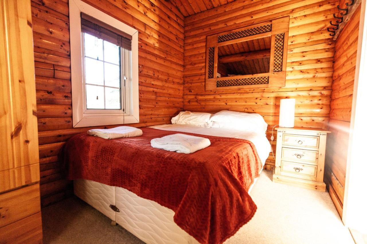 Stunning Log Cabin With Garden In Snowdonia - Hosted By Seren Short Stays Trawsfynydd Экстерьер фото